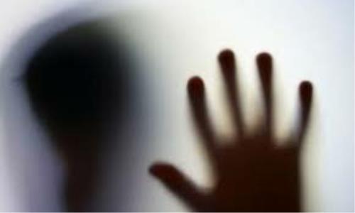 خشونت خانگی چه تاثیری بر نوجوانان دارد؟