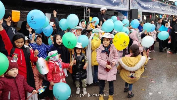 توزیع اقلام با رویکرد جوانی جمعیت به همت بنیاد ۱۵ خرداد