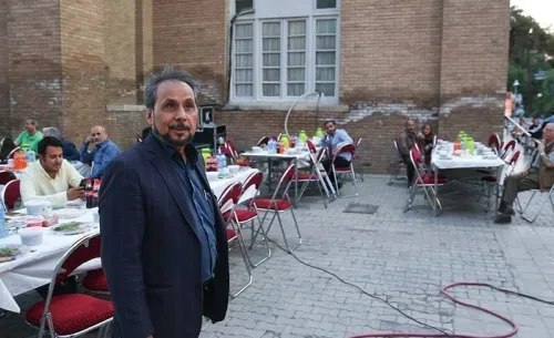 نشان خانه تئاتر به مجید قناد اعطا می شود