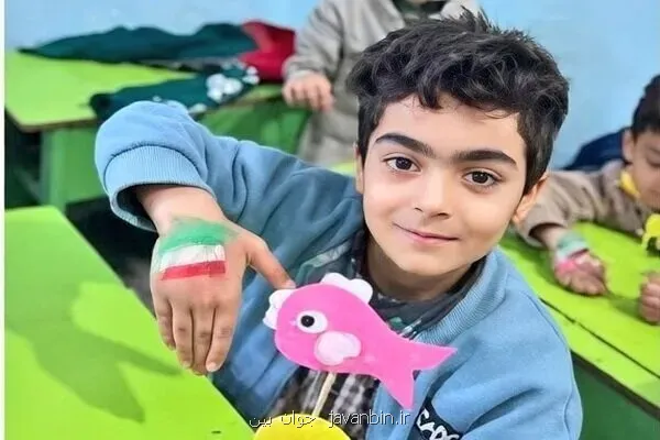 ماکان نقش ماندگار بر پرچم ایران است