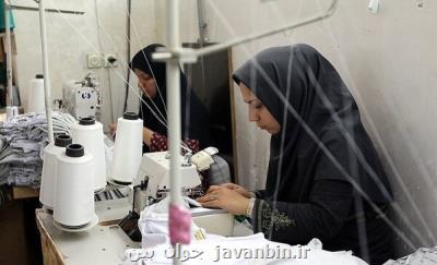زنان در ایران ۱۳ ساعت كمتر از مردان كار می كنند