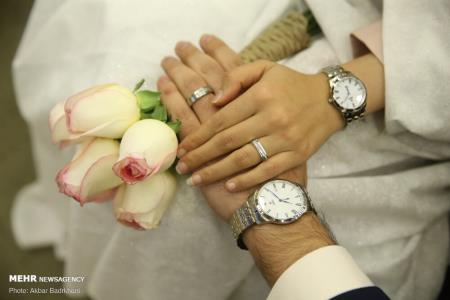 شوخی های بی جا، عمل نكردن به تعهدات، پنهانكاری و عوامل تلخ شدن زندگی در دوران عقد